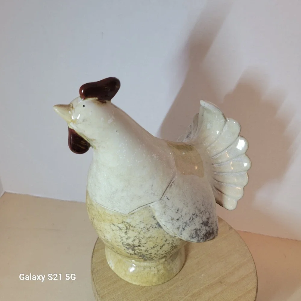 Vintage Ceramic Rooster Figurines Set of 2 Farmhouse Decor 4347B Cream Tan